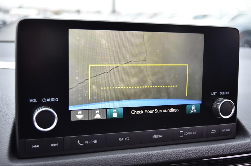 Honda Civic Hatchback Vehicle Image 13