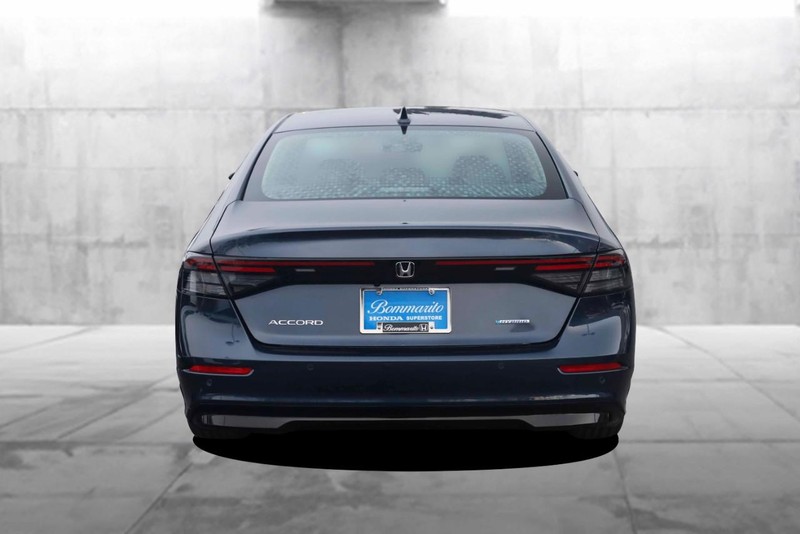 Honda Accord Hybrid Vehicle Image 06