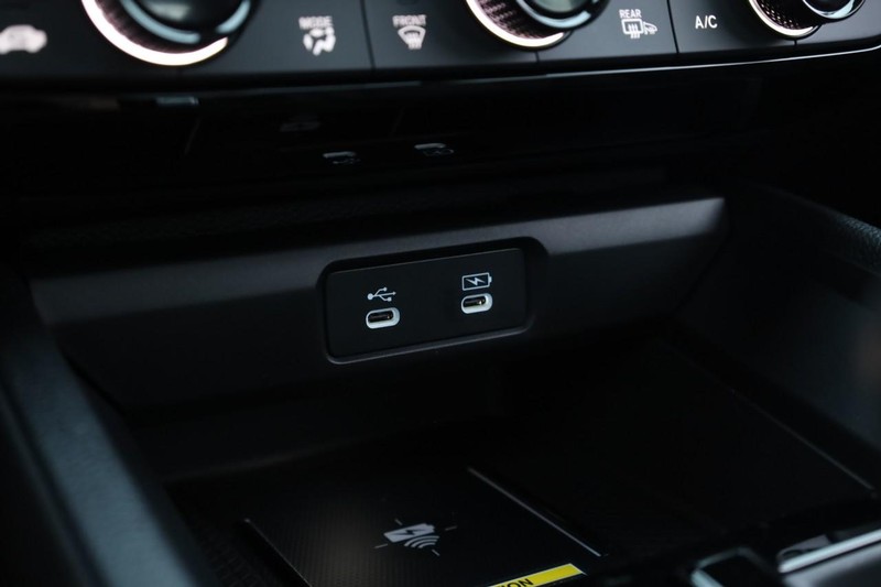 Honda Accord Hybrid Vehicle Image 15