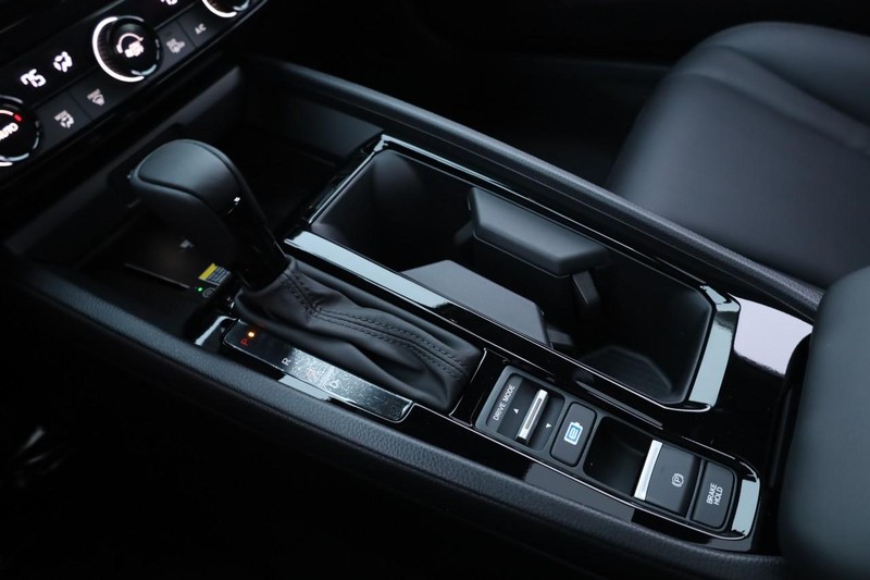 Honda Accord Hybrid Vehicle Image 16