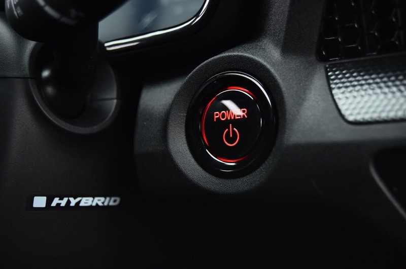 Honda CR-V Hybrid Vehicle Image 19