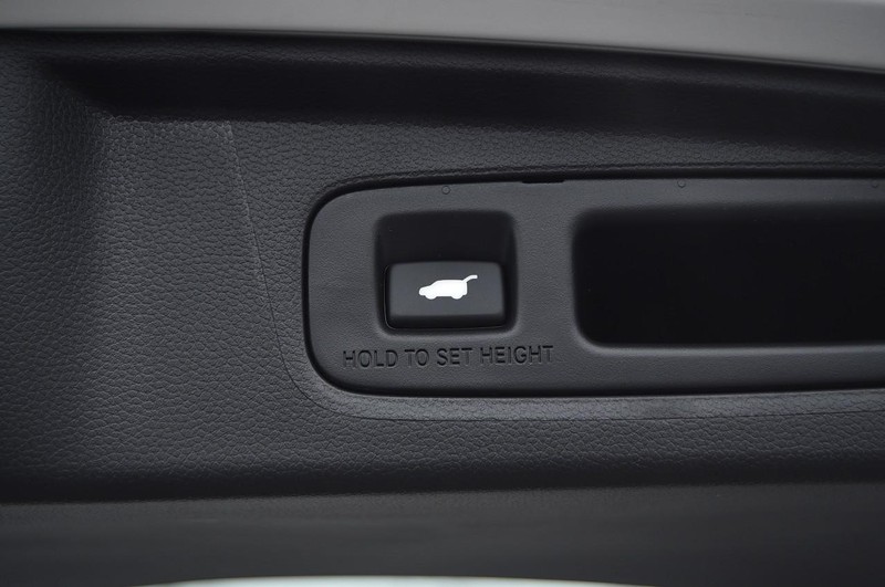 Honda CR-V Hybrid Vehicle Image 28