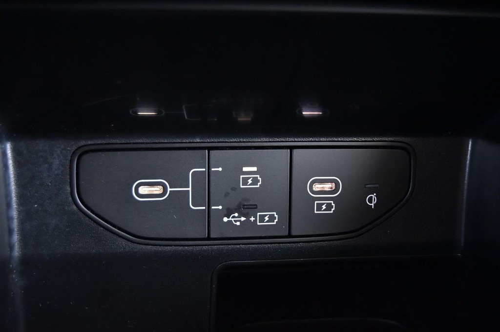 Kia Sorento Vehicle Full-screen Gallery Image 15