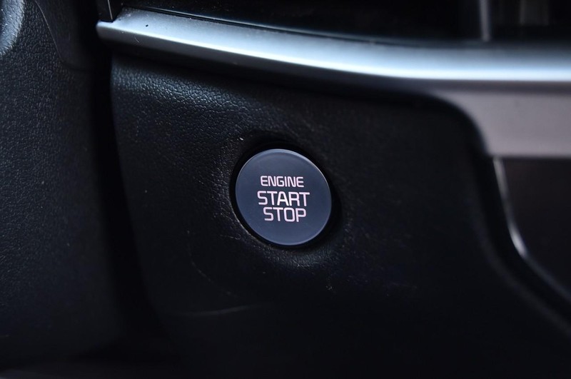 Kia Sorento Vehicle Full-screen Gallery Image 18