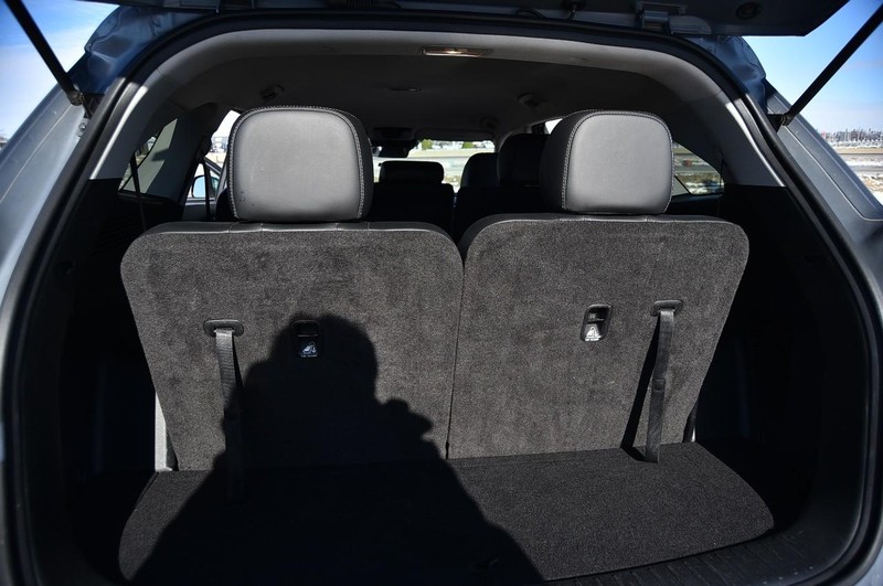 Kia Sorento Vehicle Full-screen Gallery Image 25