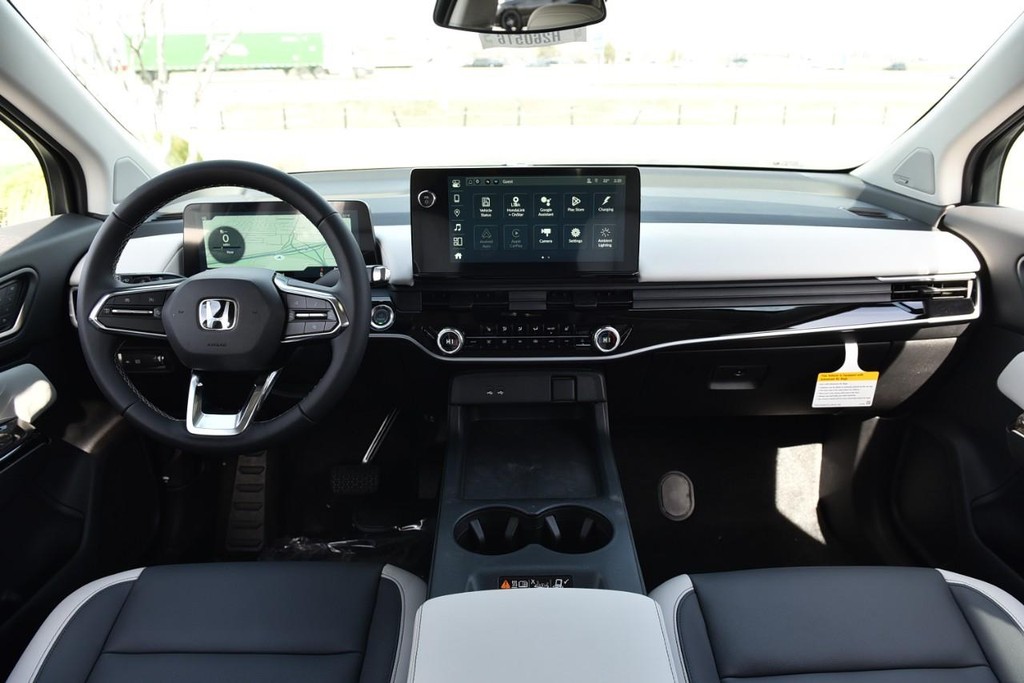 Honda Prologue Vehicle Image 07