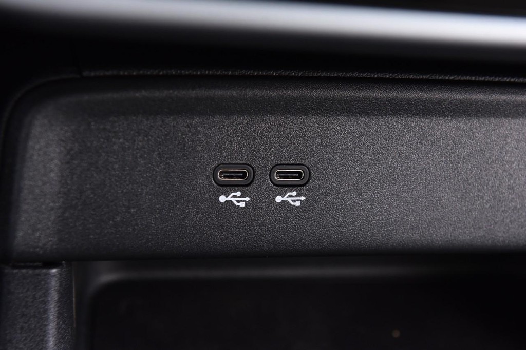 Honda Prologue Vehicle Image 16