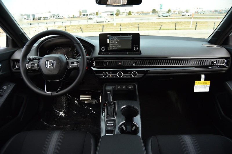 Honda Civic Hatchback Vehicle Image 07