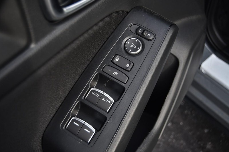 Honda Civic Hatchback Vehicle Image 08