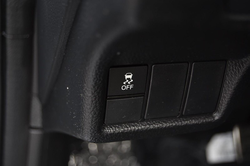 Honda Civic Hatchback Vehicle Image 10