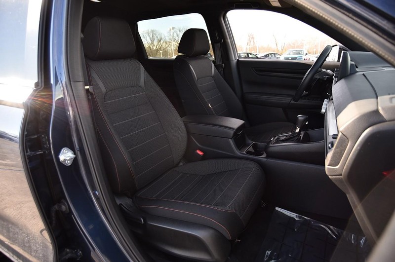 Honda CR-V Hybrid Vehicle Full-screen Gallery Image 20