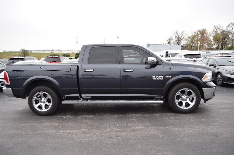 Ram 1500 Vehicle Full-screen Gallery Image 5