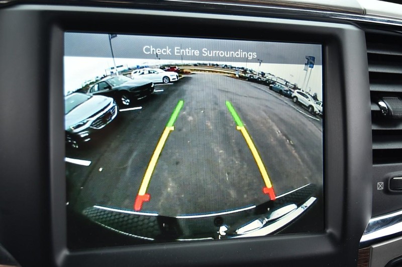 Ram 1500 Vehicle Full-screen Gallery Image 13