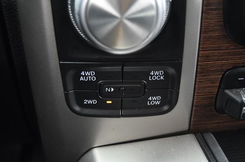 Ram 1500 Vehicle Full-screen Gallery Image 17