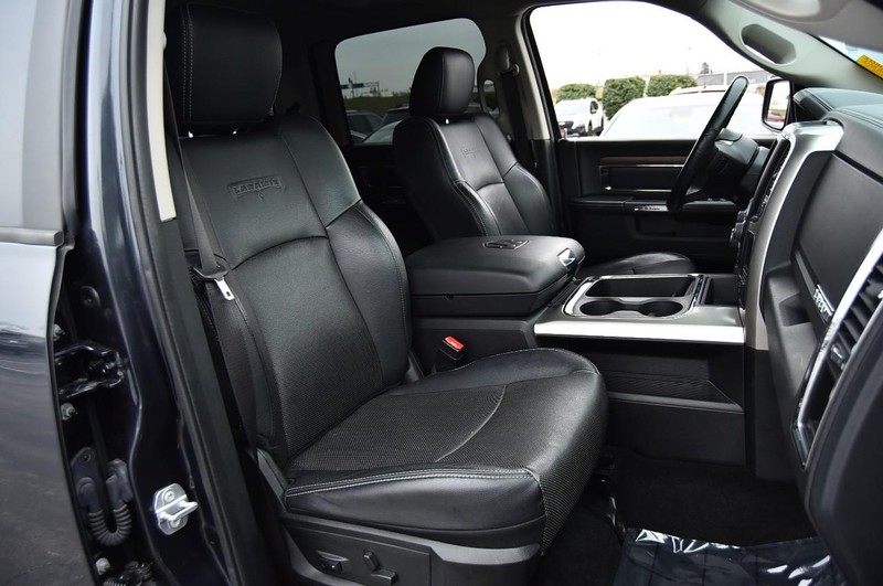 Ram 1500 Vehicle Full-screen Gallery Image 21