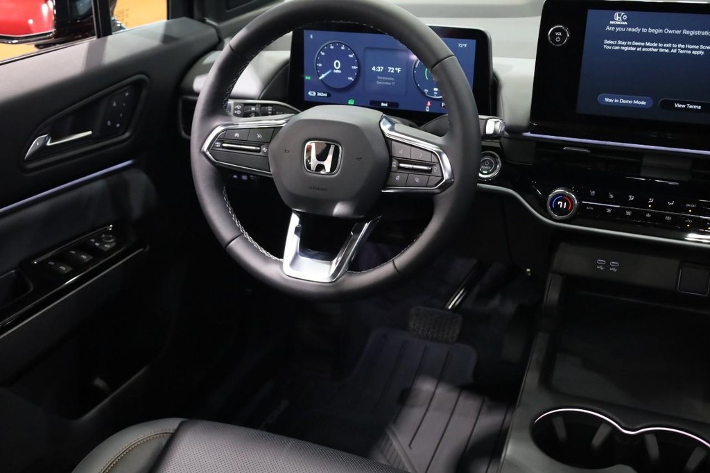 Honda Prologue Vehicle Image 25