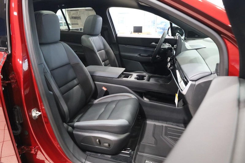 Honda Prologue Vehicle Full-screen Gallery Image 26