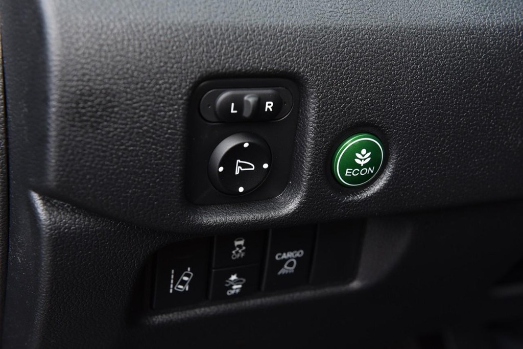 Honda Ridgeline Vehicle Image 13