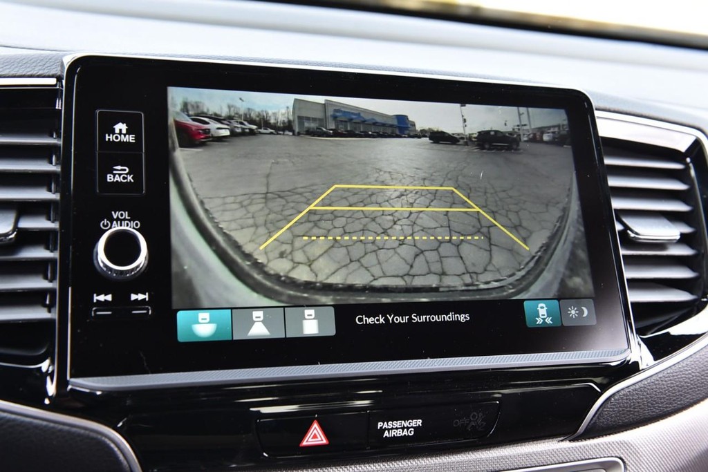 Honda Ridgeline Vehicle Image 15