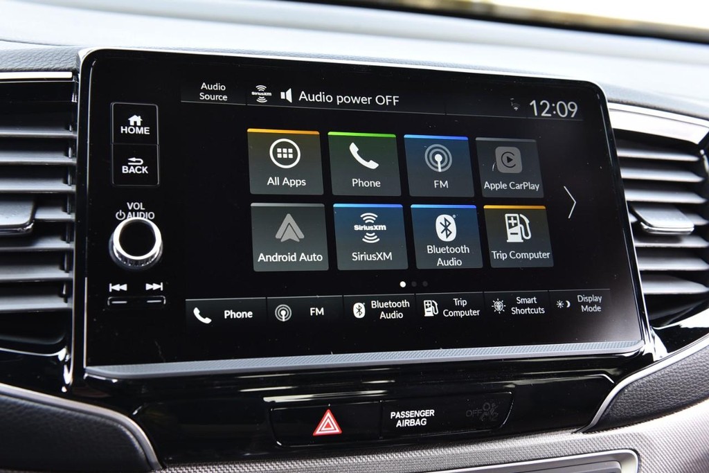 Honda Ridgeline Vehicle Image 17