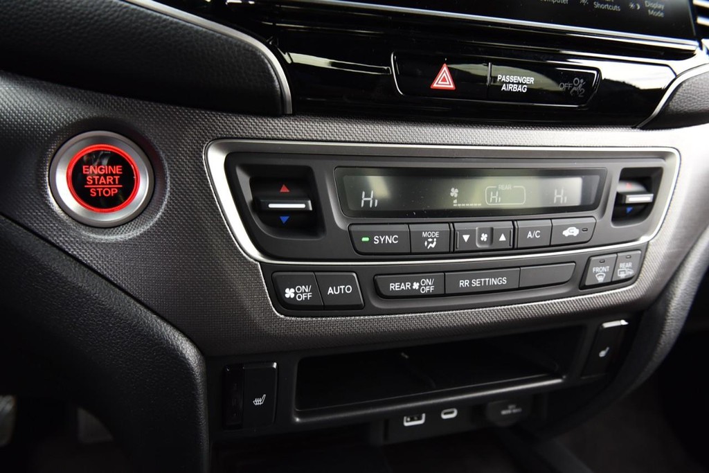 Honda Ridgeline Vehicle Image 18