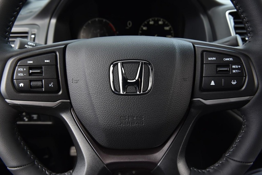 Honda Ridgeline Vehicle Image 24