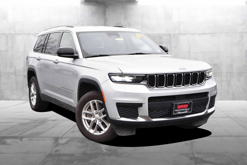 Jeep Grand Cherokee L Vehicle Image 02