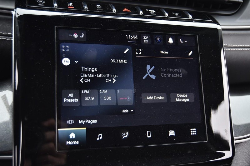 Jeep Grand Cherokee L Vehicle Image 14