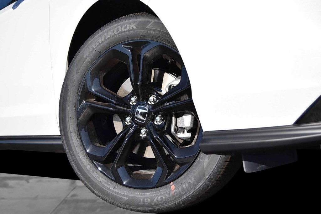 Honda Accord Sedan Vehicle Image 03