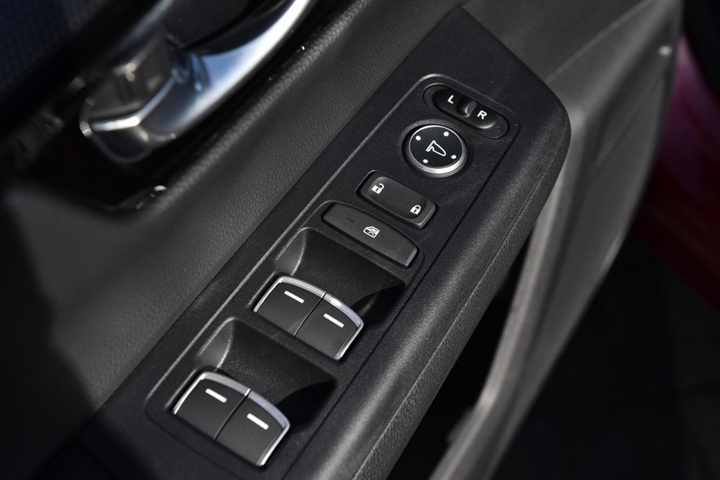 Honda CR-V Hybrid Vehicle Image 08