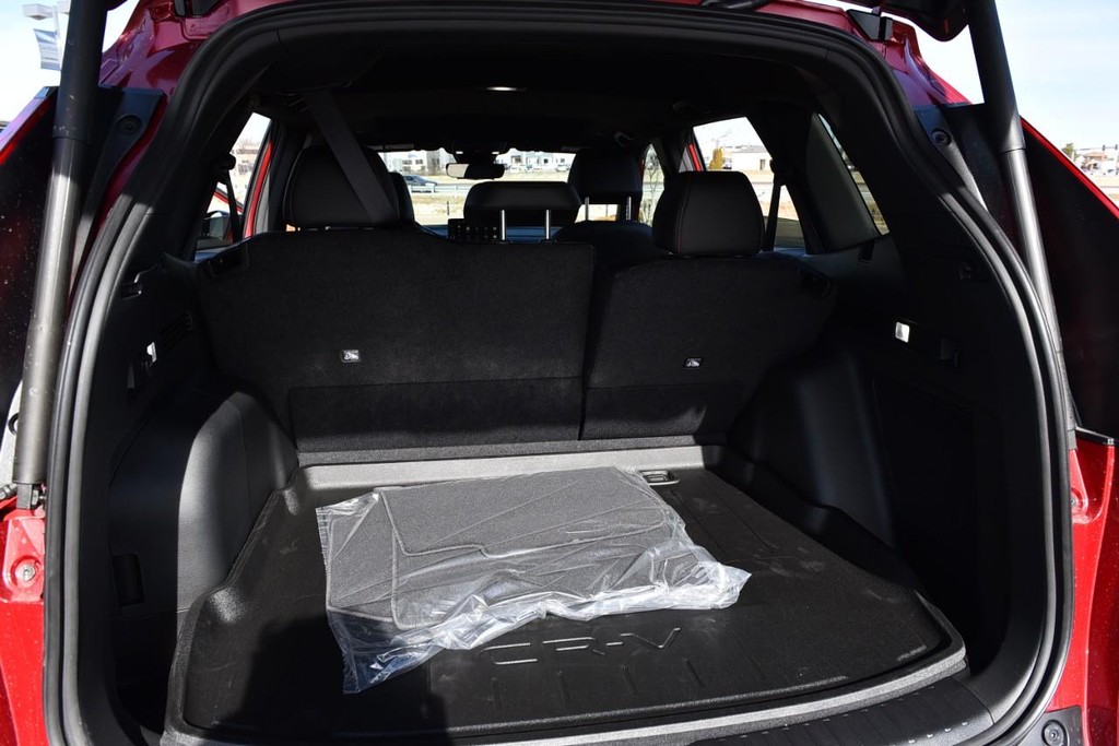 Honda CR-V Hybrid Vehicle Image 28