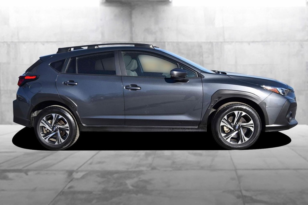 Subaru Crosstrek Vehicle Image 05