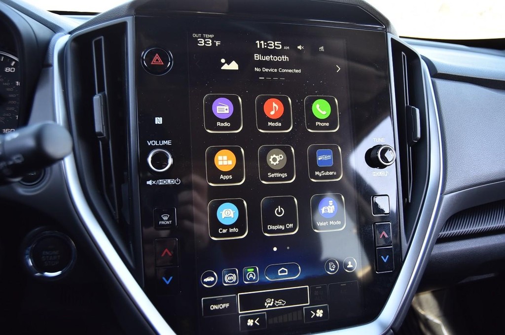 Subaru Crosstrek Vehicle Image 12