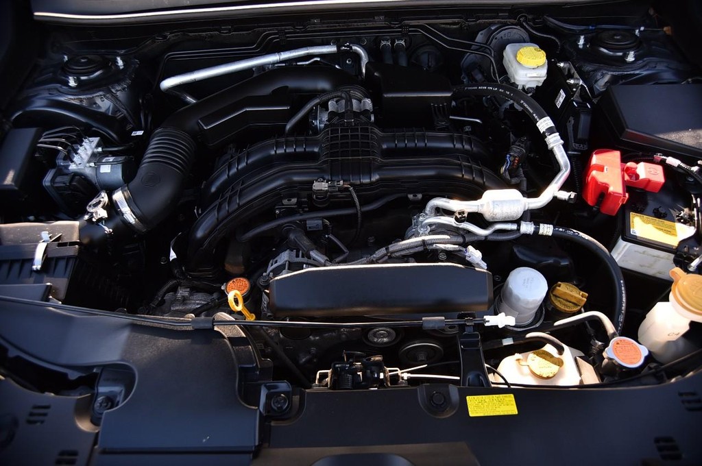 Subaru Crosstrek Vehicle Image 24