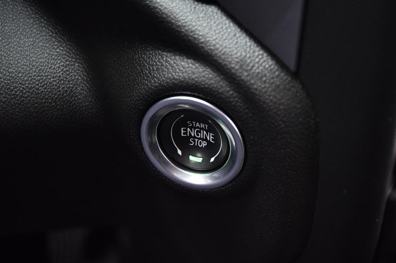 GMC Sierra 1500 Vehicle Image 17