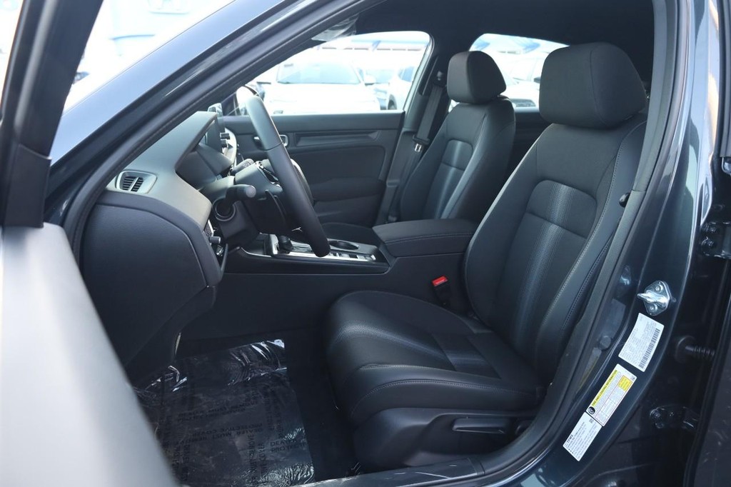 Honda Civic Hatchback Vehicle Image 08