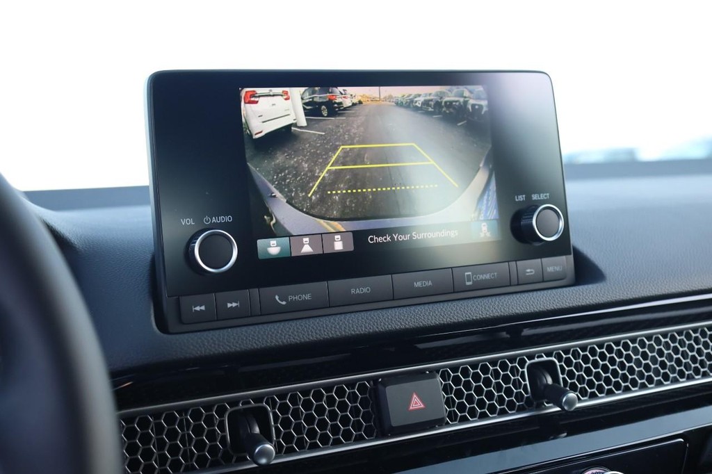 Honda Civic Hatchback Vehicle Image 12