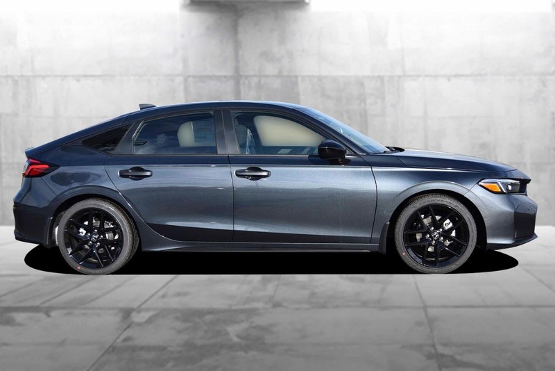 Honda Civic Hatchback Vehicle Image 05