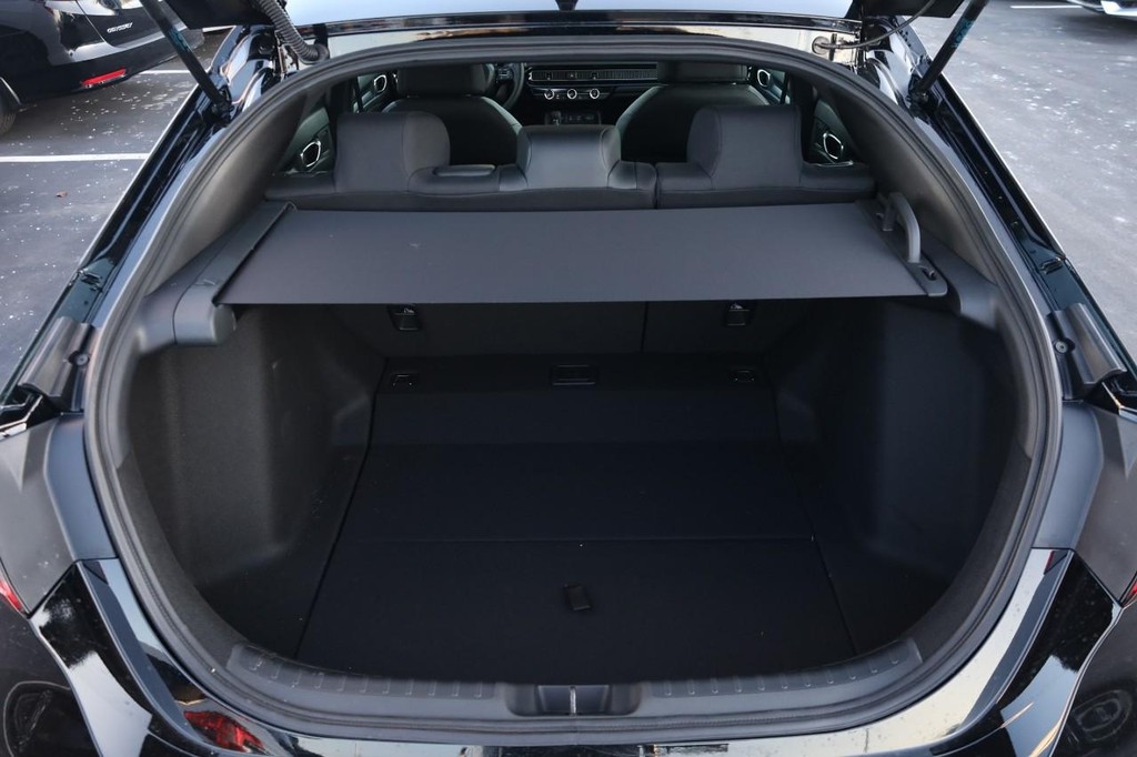 Honda Civic Hatchback Vehicle Image 07