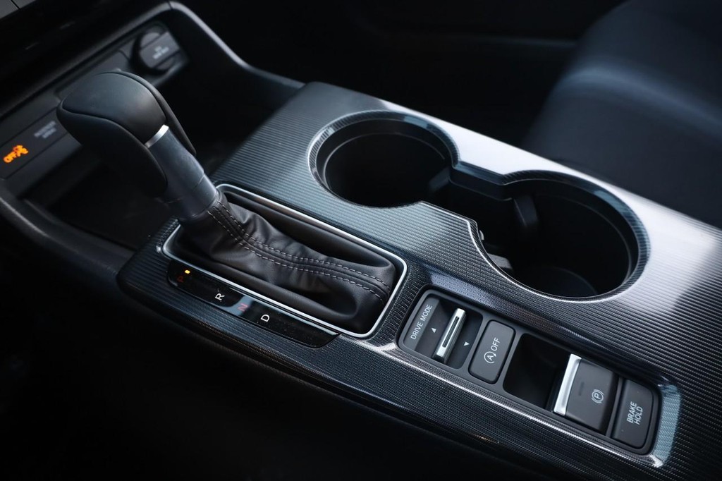 Honda Civic Hatchback Vehicle Image 15