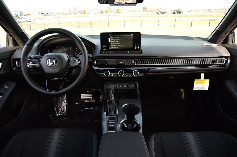 Honda Civic Hatchback Vehicle Image 07