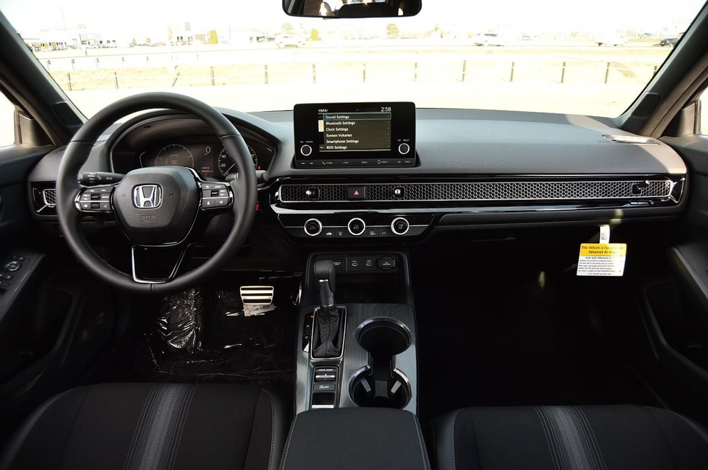 Honda Civic Hatchback Vehicle Image 07