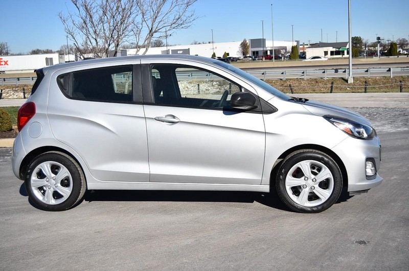 Chevrolet Spark Vehicle Image 05