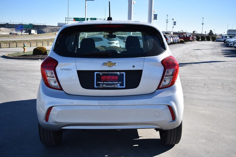 Chevrolet Spark Vehicle Image 06