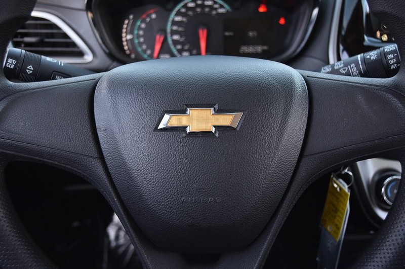 Chevrolet Spark Vehicle Image 15