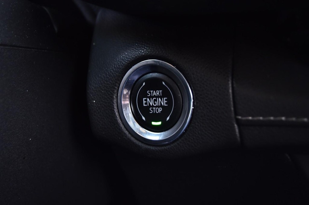 Buick Envision Vehicle Full-screen Gallery Image 22