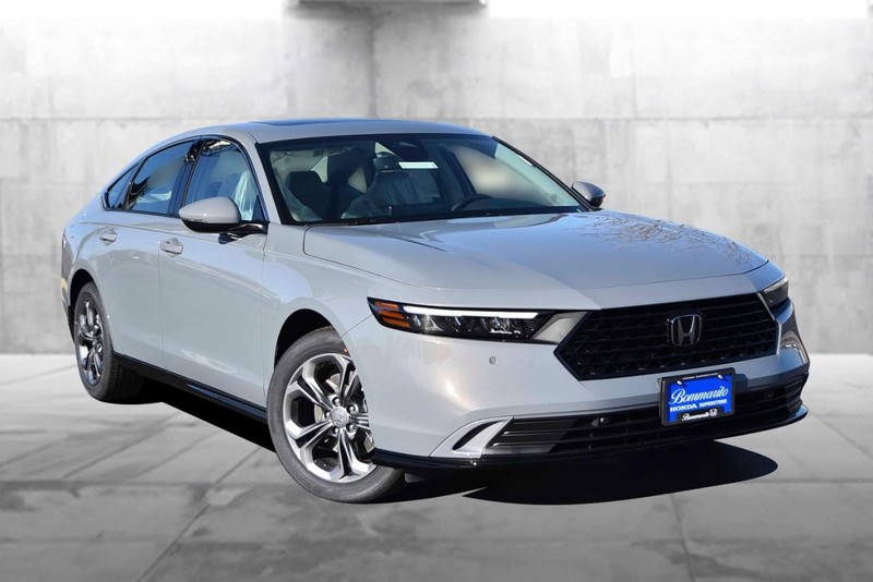 Honda Accord Sedan Vehicle Image 02