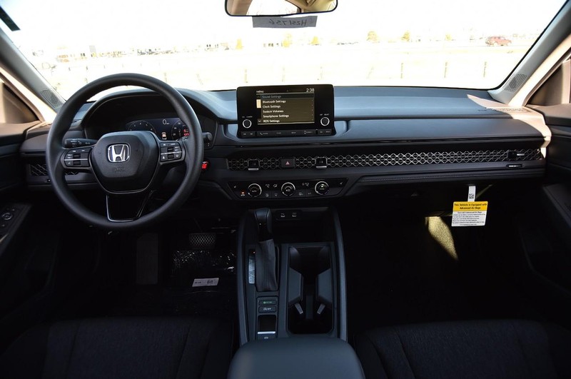 Honda Accord Sedan Vehicle Image 07