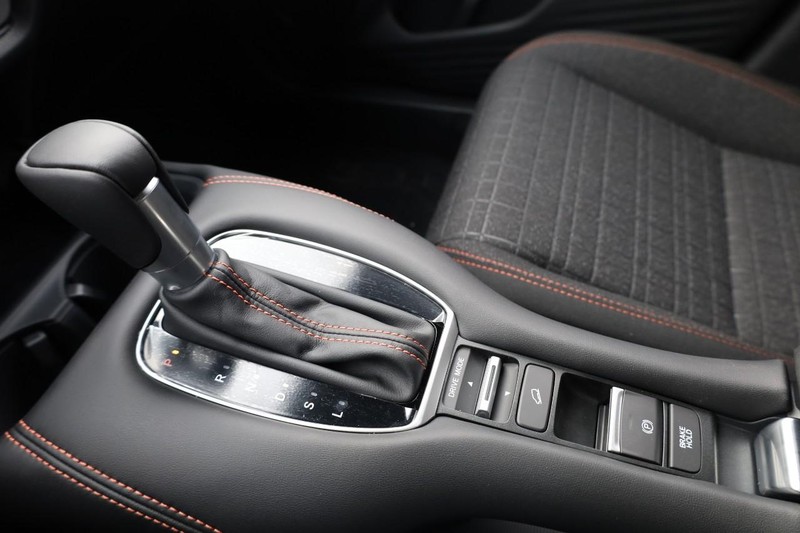 Honda HR-V Vehicle Image 14