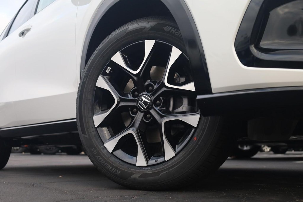 Honda HR-V Vehicle Image 03